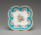 Porcelain square fruit dish in blue and white with floral design