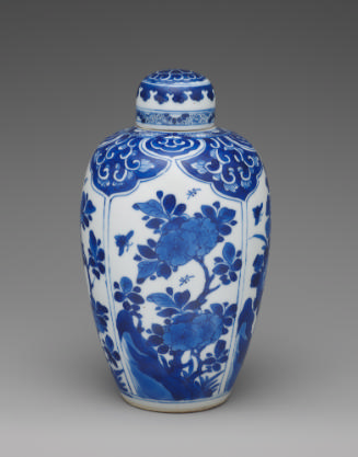 Blue and white porcelain covered jar with floral decoration