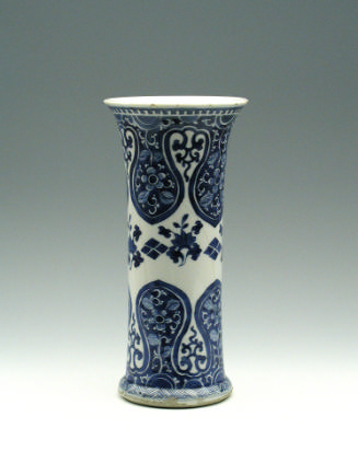 Blue and white porcelain beaker vase.