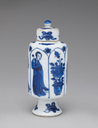 White hard-paste porcelain vase with cap-shaped cover and underglaze blue decoration