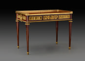 Writing Table with Mahogany Veneer and gilt-bronze decoration