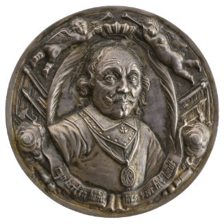 Silver portrait medal of Lieutenant-Admiral Maarten Harpertszoon Tromp framed by palm fronds an…