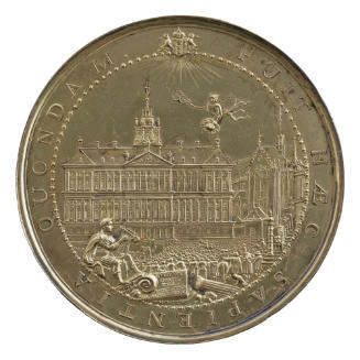 Silver gilt medal depicting Mercury, god of Commerce, flying above the new Town Hall holding th…