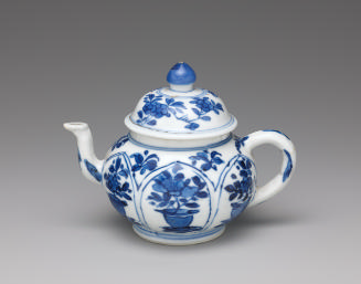 Blue and white porcelain teapot