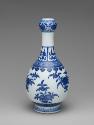 Blue and white porcelain bottle-shaped vase with floral decoration