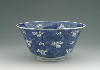 White hard-paste porcelain bowl with underglaze blue decoration