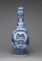 Side view of blue and white porcelain gourd shaped vase