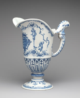 Ewer with a coat of arms and ornate decoration in blue and white