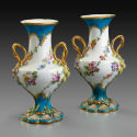 Pair of porcelain vase in blue and white with gold handles