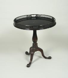 Round mahogany tripod table